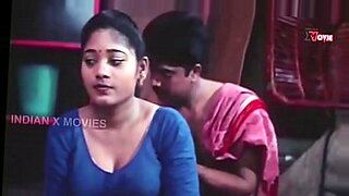 indian mallu aunty blouse bra open boobs