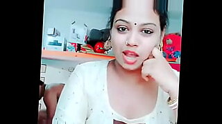 mausi beta xxx video hindi