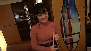 sweet 18yo korean tokyo girl fingered