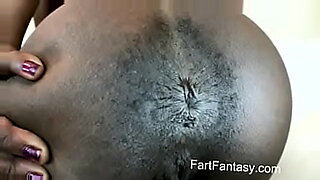holly hendrix filmed while masturbating in shower