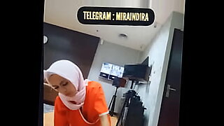 ibu jilbab indo mesum