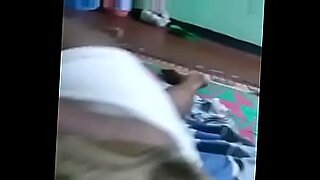 mallu house cheated by salesman hot in saree videos