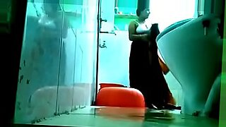 huge boob indian maid xxx