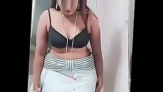 indian desi outdoor sucking shaving