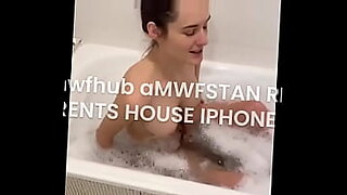 american mother came from bath son forcibly fucking but came and disurbed5